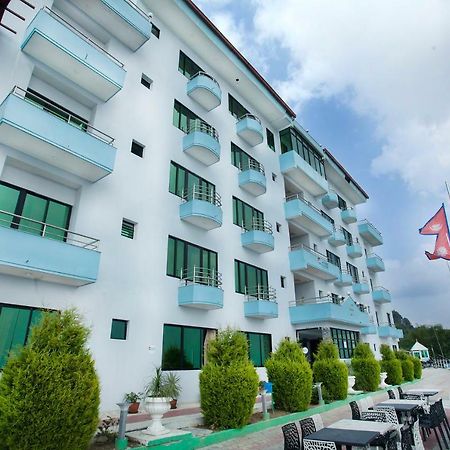 Bojinee Nagarkot Resort Bagian luar foto