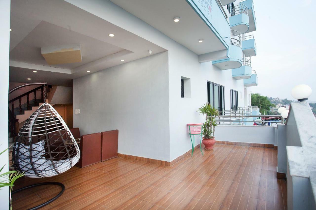 Bojinee Nagarkot Resort Bagian luar foto